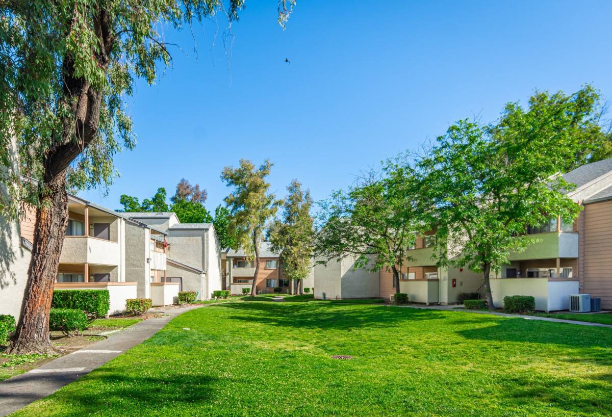 Carmel Pointe, 7826 Center Parkway, Sacramento, CA 95823 - Apartment for Rent - Image 10