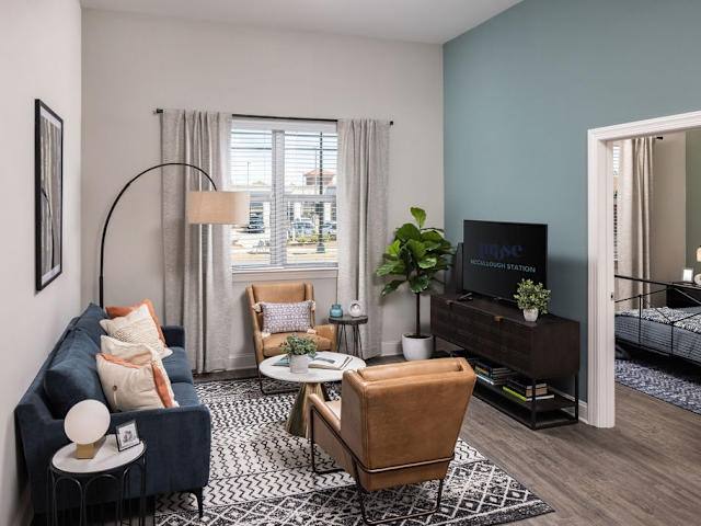 Apartment for rent at 8424 N Tryon St #D11, Charlotte, NC 28262