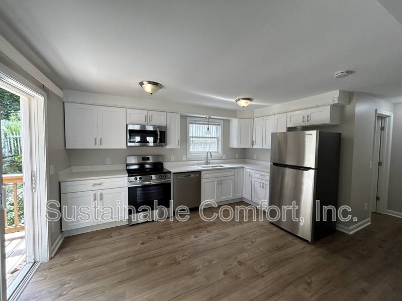 1 Wigwam Hill Dr, Worcester, MA 01605