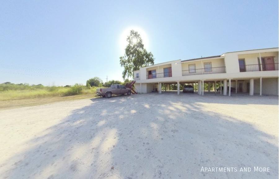 Apartment for rent at 2210 River Rd #B, San Marcos, TX 78666