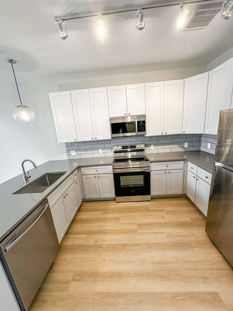 Townhouse for rent at 1000 Spring Hill Dr, Akron, OH 44312