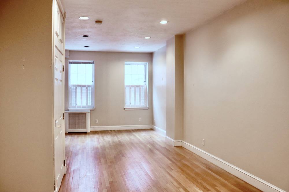 Apartment for rent at 36 Anderson St #1, Boston, MA 02114