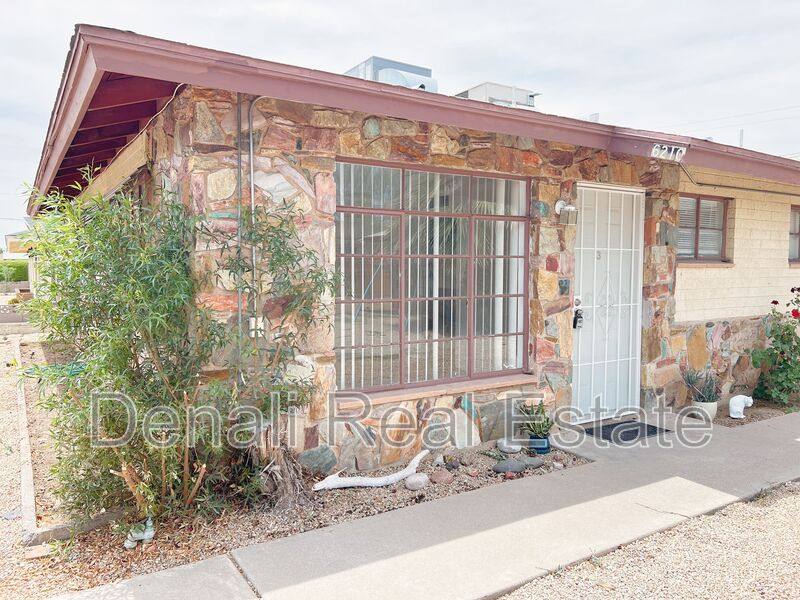 Apartment for rent at 6210 N 12th Place #3, Phoenix, AZ 85014