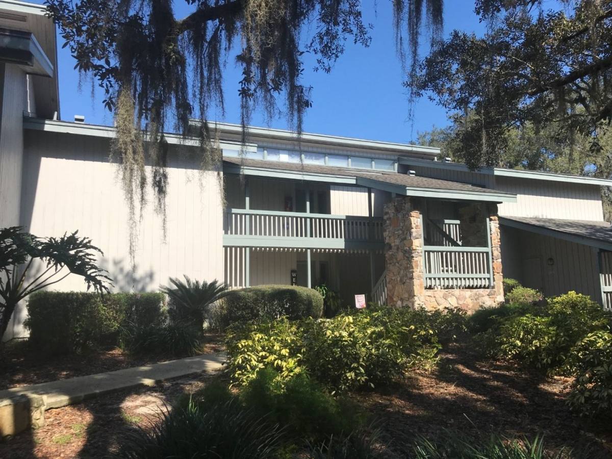 Apartment for rent at 3097 Camelot Dr, Haines City, FL 33844