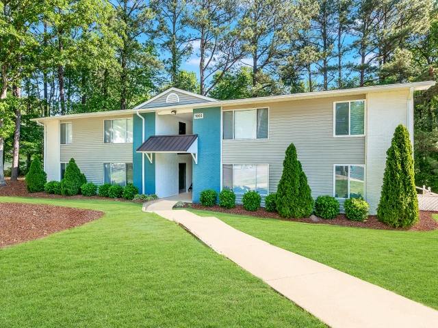 Apartment for rent at 1000 Village Greenway #D13, Cary, NC 27511