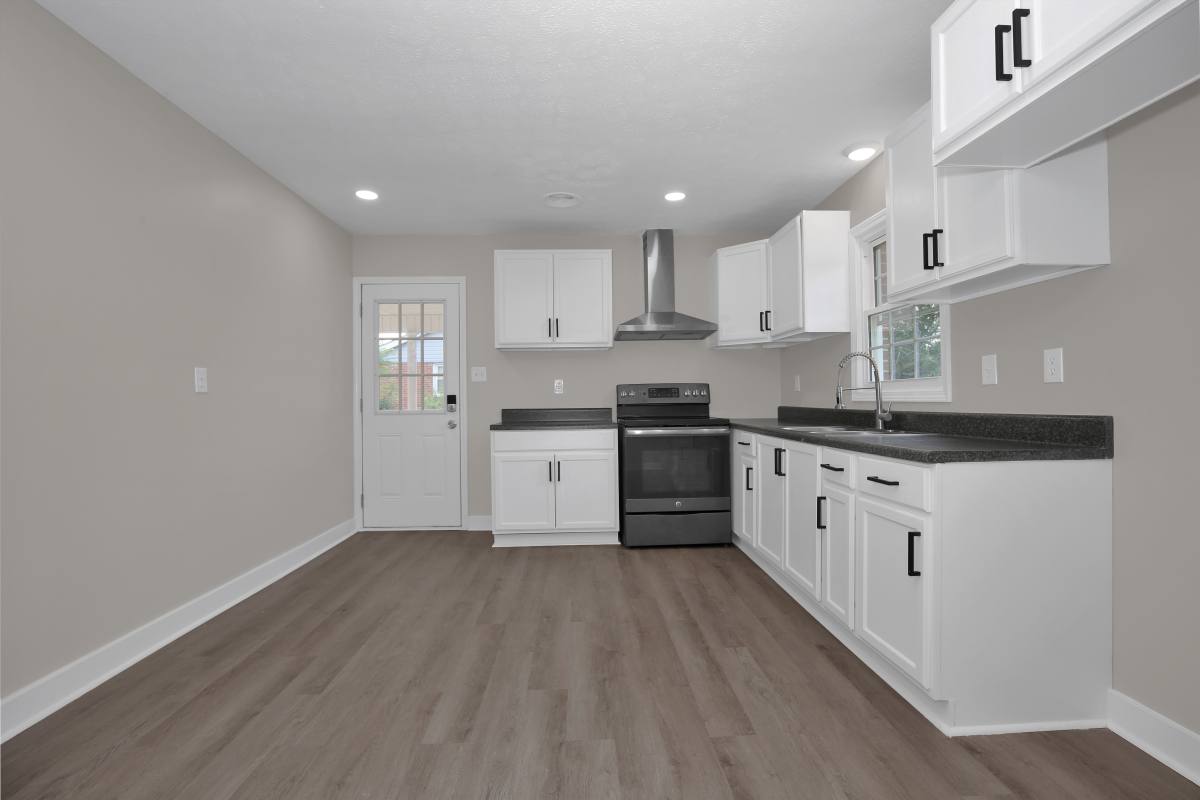 House for rent at 914 Fiske Dr, Fayetteville, NC 28311