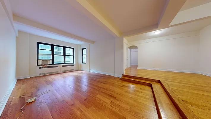 Apartment for rent at 141 E 56th St #6LL, New York, NY 10022