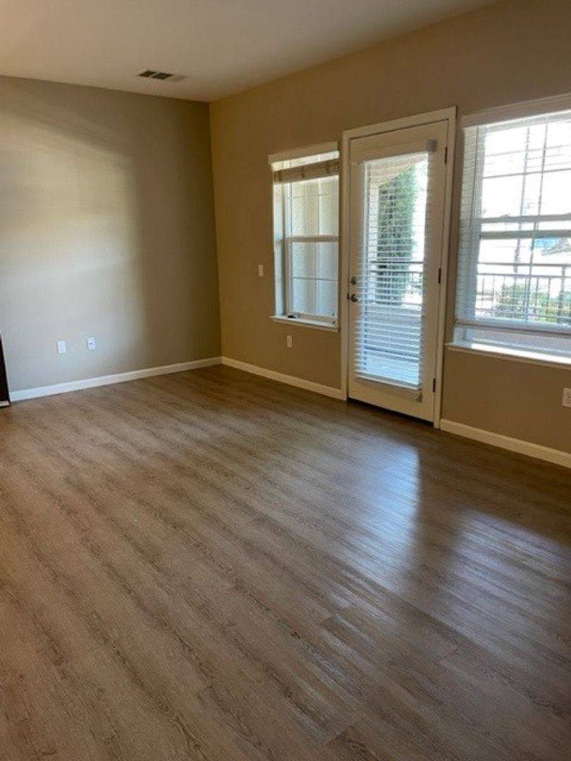Apartment for rent at 1641 N Ripon Rd, Ripon, CA 95366