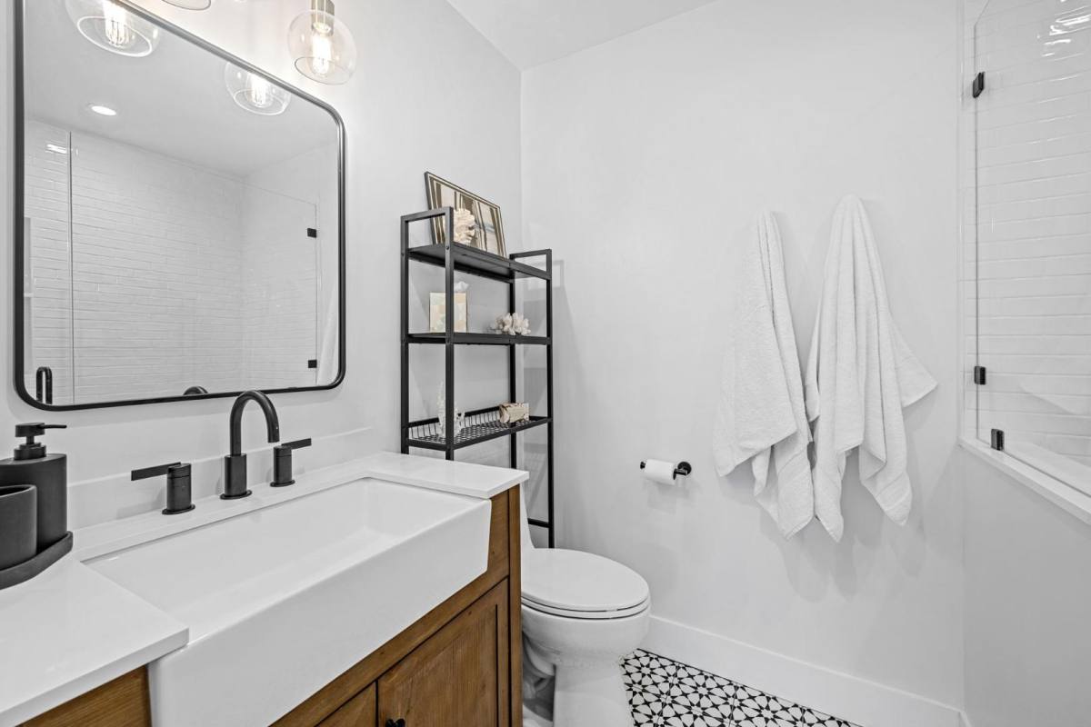 15 15th St #19, Hermosa Beach, CA 90254 - Condo for Rent - Image 16