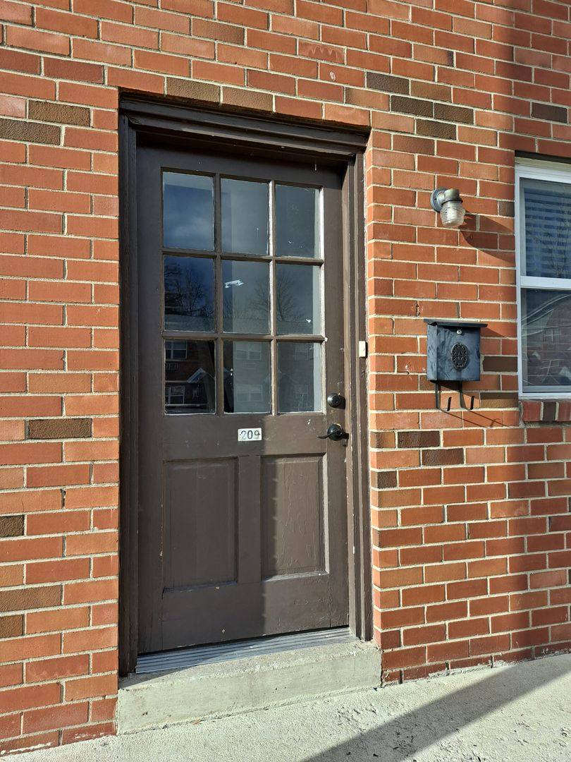 Apartment for rent at 164 Park Ave, Quakertown, PA 18951