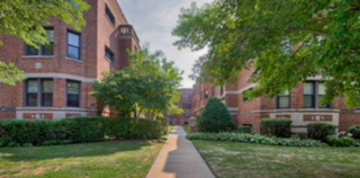 Apartment for rent at 2121 Ridge Ave, Evanston, IL 60201