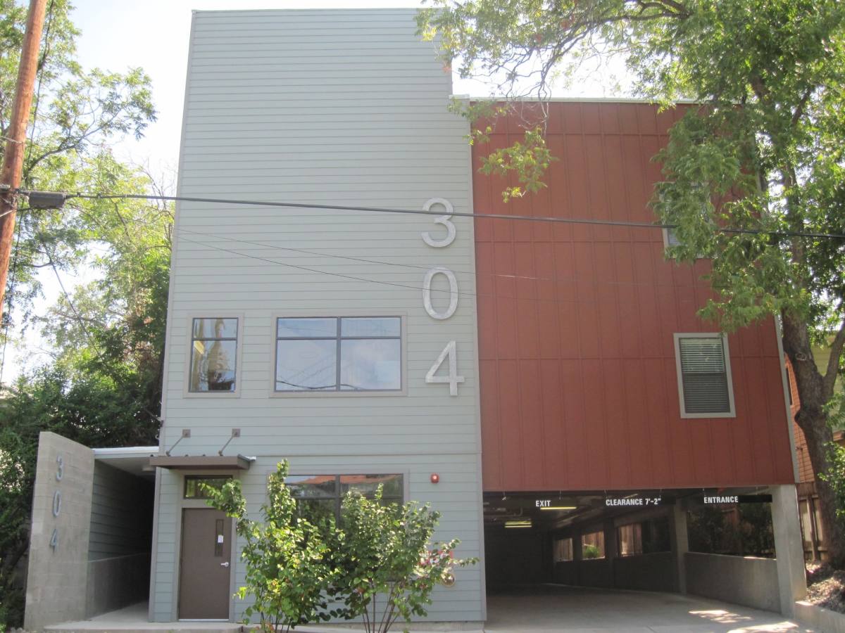 Apartment for rent at 304 E 30th St, Austin, TX 78705