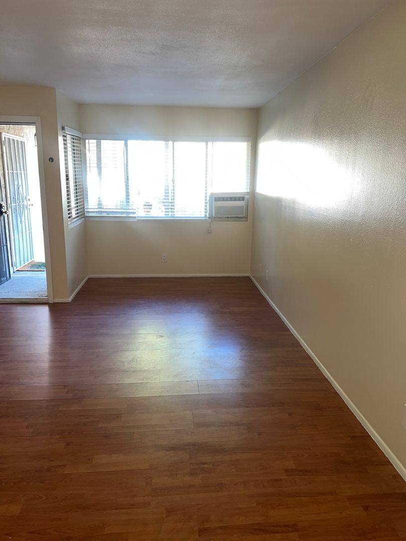 Apartment for rent at 3104-3208 W Ramona Rd, Alhambra, CA 91803