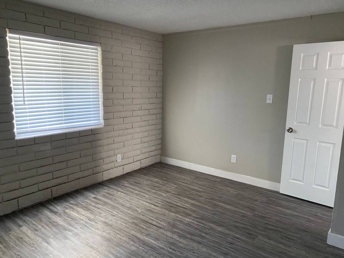 Apartment for rent at 2420 W Glenrosa Ave, Phoenix, AZ 85015