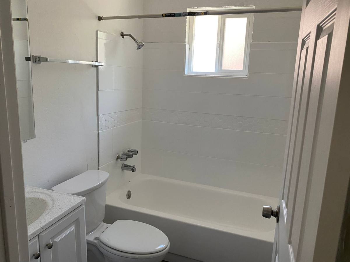 Apartment for rent at 2420 W Glenrosa Ave, Phoenix, AZ 85015