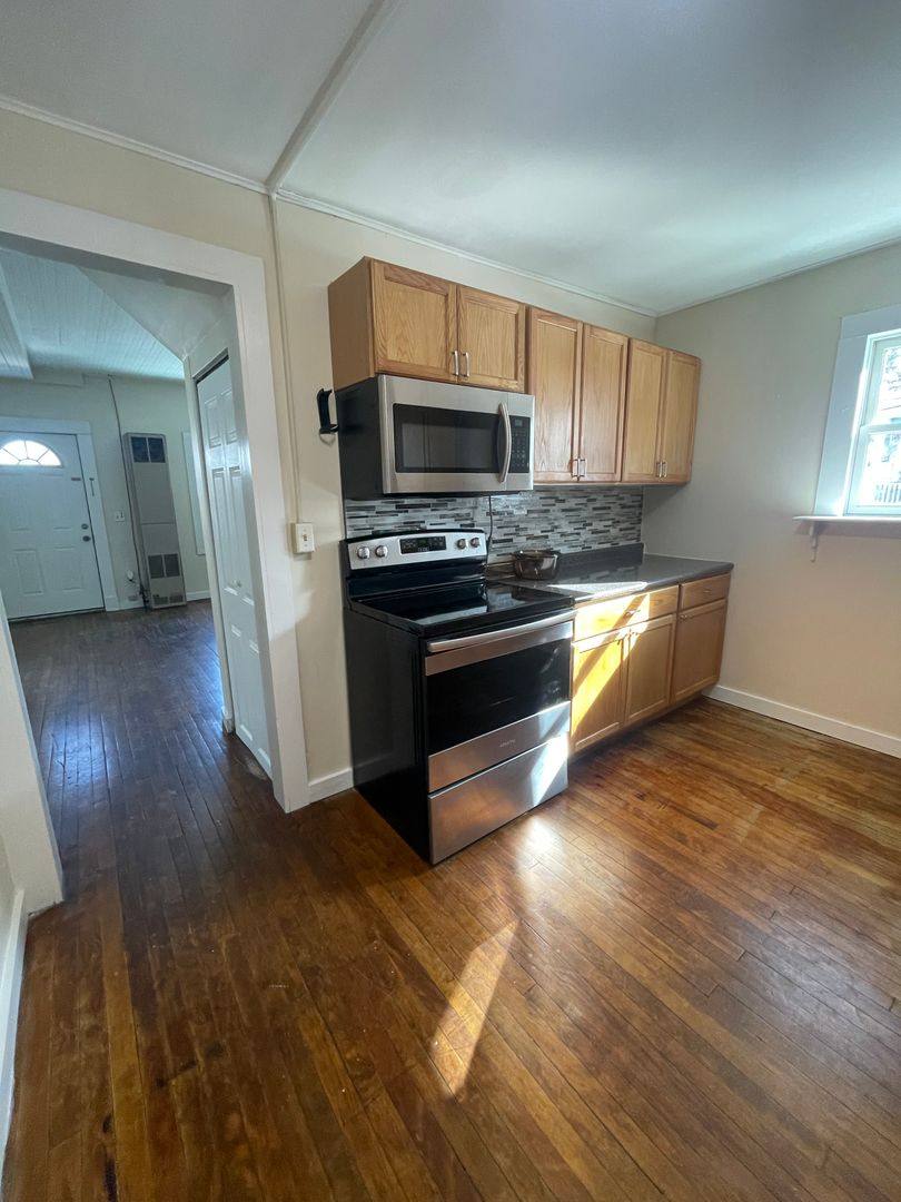 111 River St, Bennington, VT 05201 Apartment For Rent RentalSource