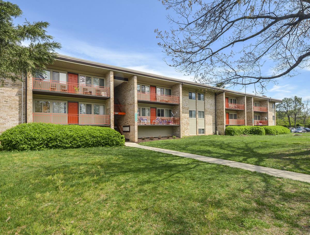 Apartment for rent at Lockwood, 11431 Lockwood Dr, Silver Spring, MD 20904