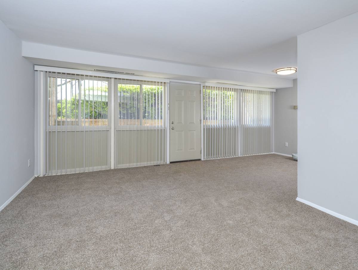 Apartment for rent at Lockwood, 11431 Lockwood Dr, Silver Spring, MD 20904