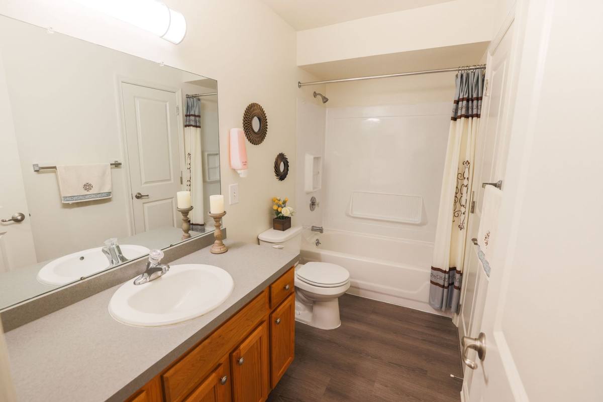 Apartment for rent at 55 E Kings Highway, Maple Shade, NJ 08052