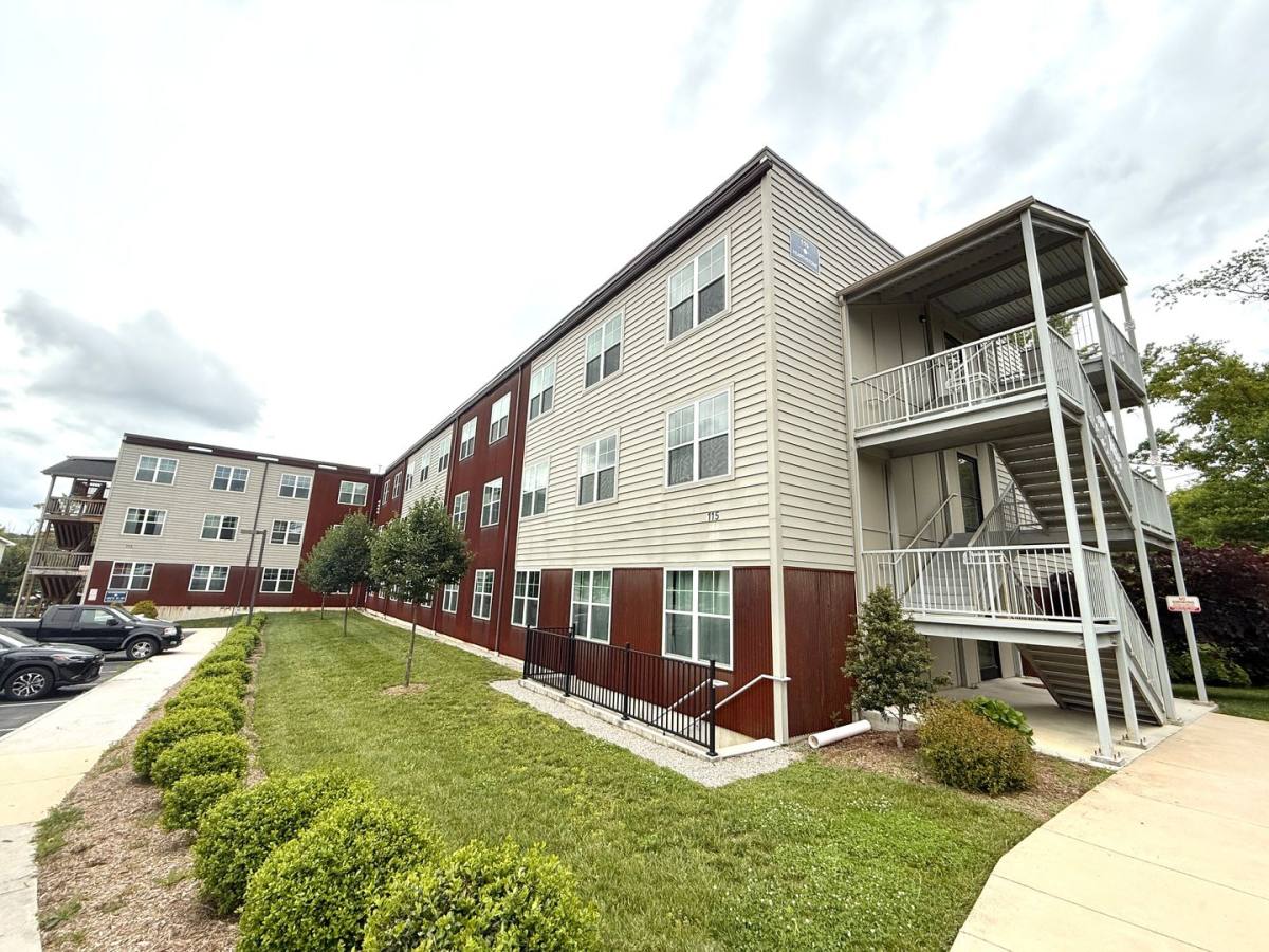 Apartment for rent at 115 Hearthstone Dr, Blacksburg, VA 24060