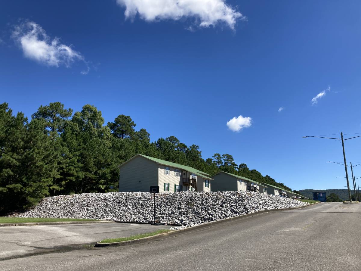 Apartment for rent at 1595 Church Ave SE, Jacksonville, AL 36265