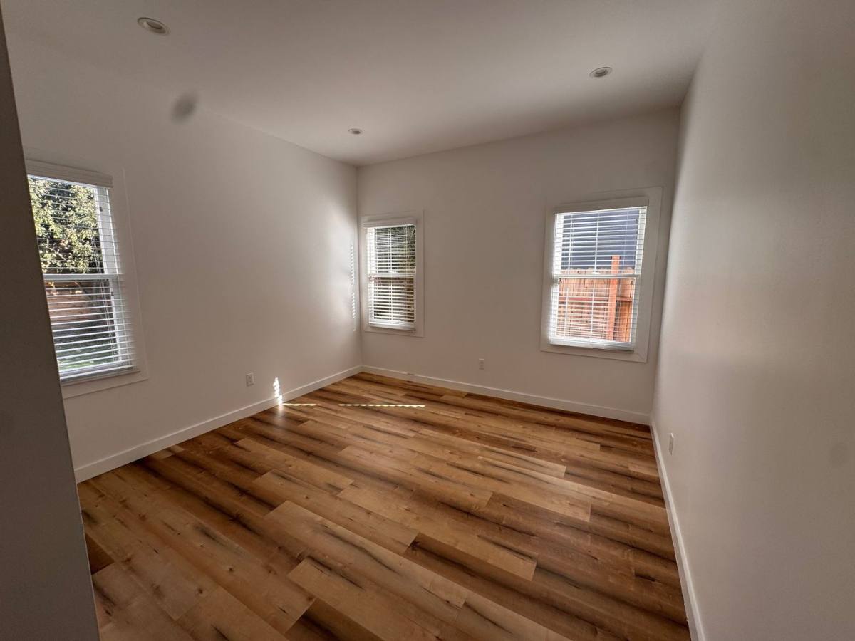 Apartment for rent at 1291 W 22nd St, Los Angeles, CA 90007