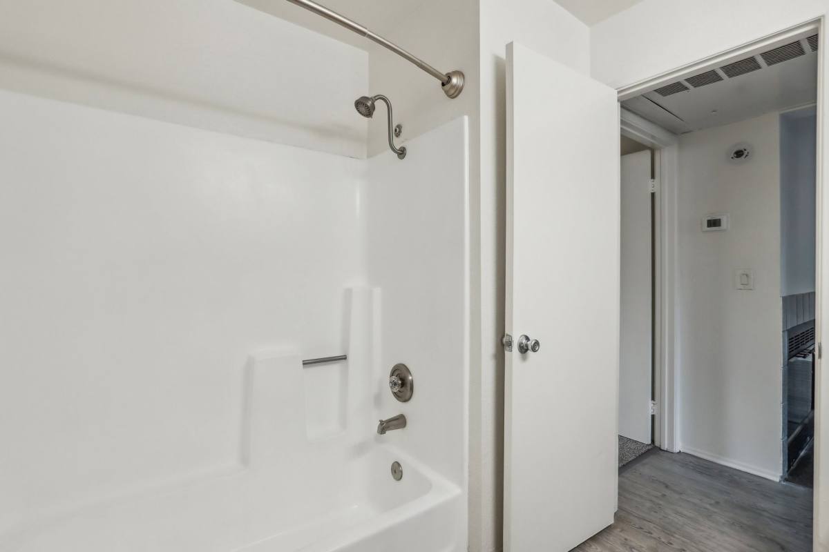 Cobble Creek, 4731 Whitney Ave, Carmichael, CA 95608 - Apartment for Rent - Image 10