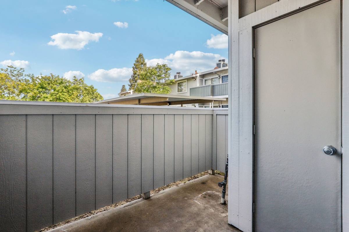 Cobble Creek, 4731 Whitney Ave, Carmichael, CA 95608 - Apartment for Rent - Image 4