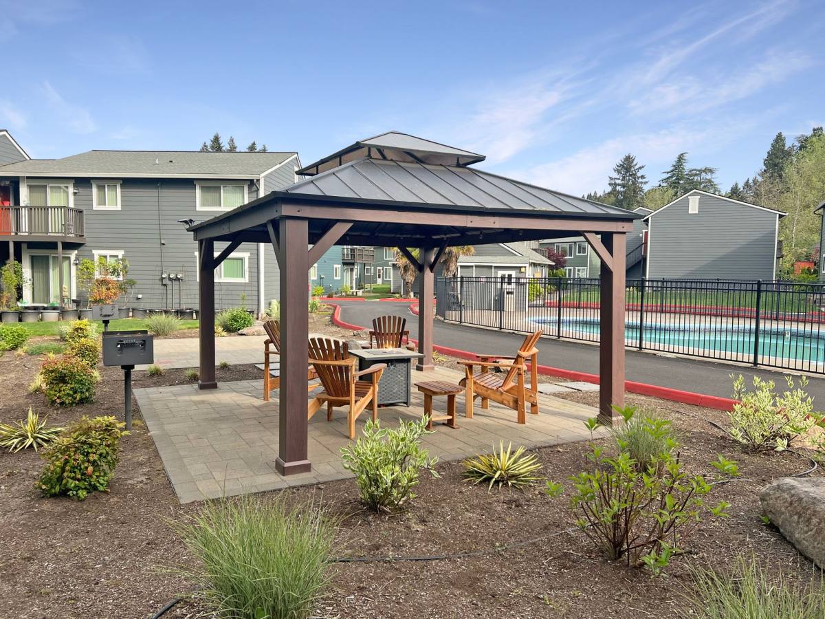 Apartment for rent at Echo Glen, 6285 Caldwell Rd, Gladstone, OR 97027
