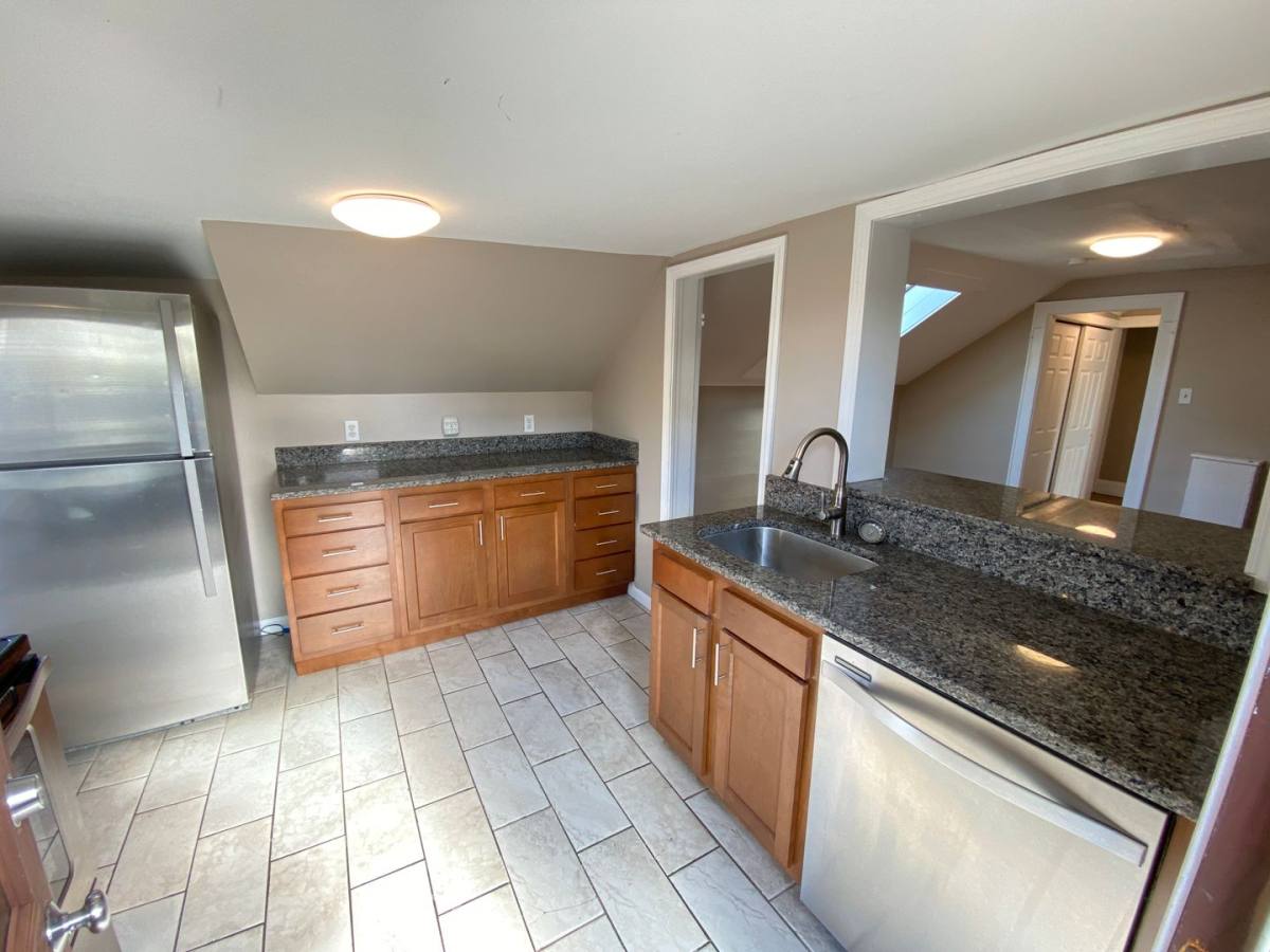 Apartment for rent at 1441 Highland St, Columbus, OH 43201