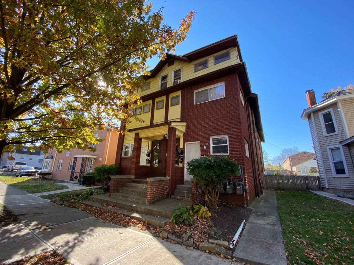 Apartment for rent at 1441 Highland St, Columbus, OH 43201