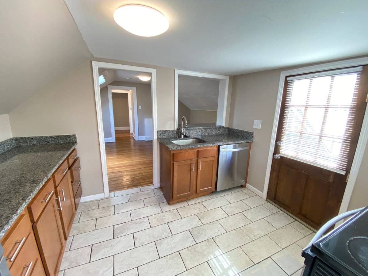Apartment for rent at 1441 Highland St, Columbus, OH 43201