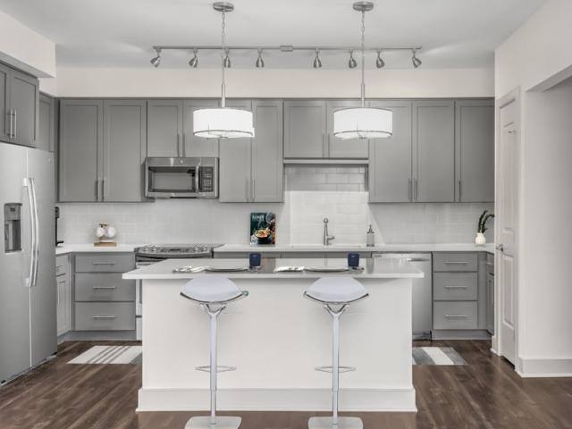 Apartment for rent at 2600 Glenwood Ave #E23, Raleigh, NC 27608