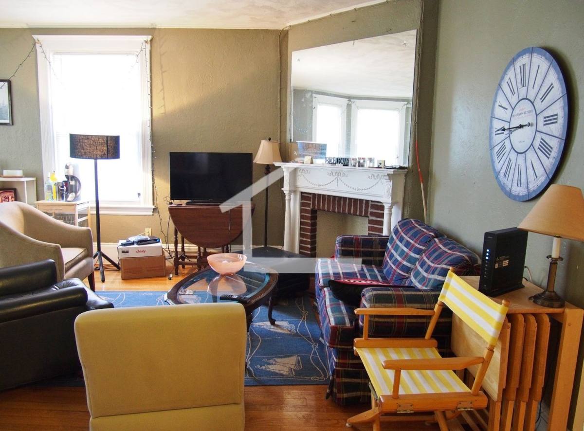 Apartment for rent at 148 Strathmore #2R, Brighton, MA 02135