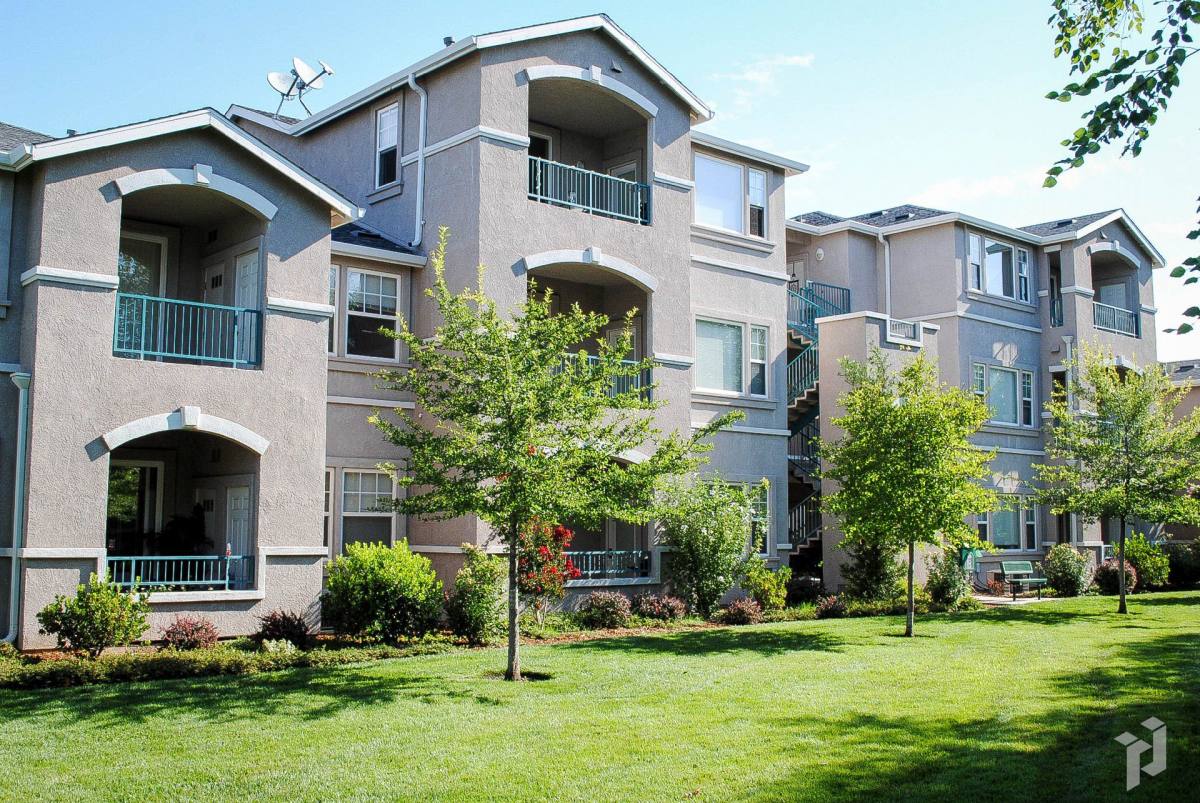 Apartment for rent at 100 Sterling Oaks Dr, Chico, CA 95928