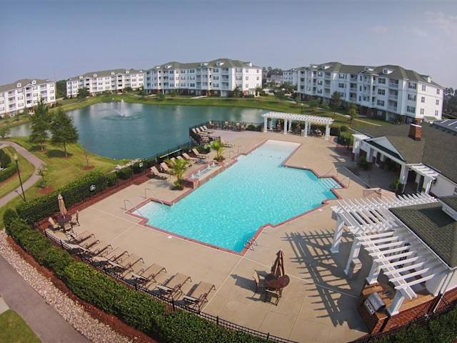 Apartment for rent at 4400 Sanibel Circle #E31, Virginia Beach, VA 23462