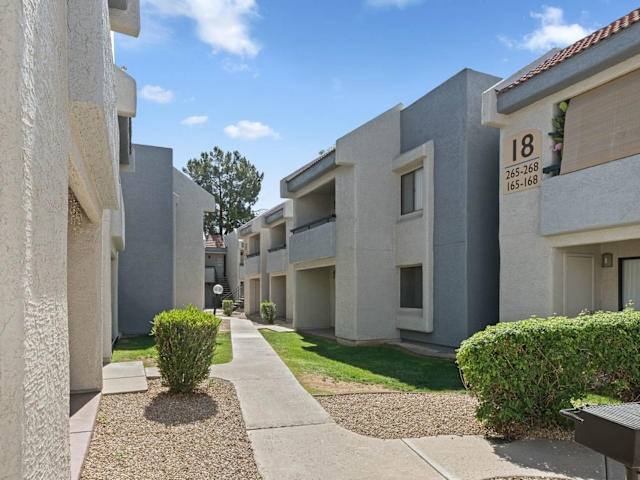 Apartment for rent at 2001 W Union Hills Dr #C32, Phoenix, AZ 85027