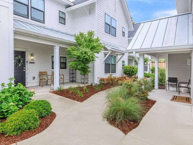 Apartment for rent at 4550 Atrium Court #A33, Wilmington, NC 28405