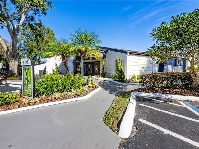 Apartment for rent at 3149 Landtree Place #E12, Orlando, FL 32812