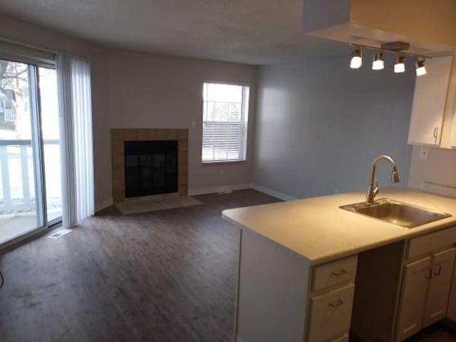 Apartment for rent at 2400 17th Ave #E31, Longmont, CO 80503