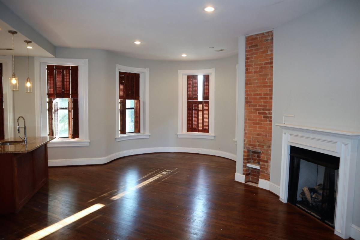 Apartment for rent at Connecticut Avenue K Street, 2213 Washington Circle NW, Washington, DC 20037