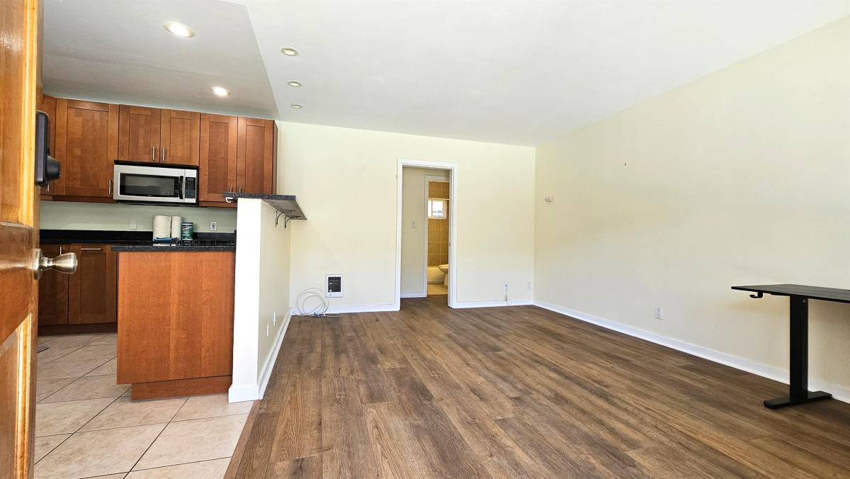 Condo for rent at 4120 Kansas St #9, San Diego, CA 92104