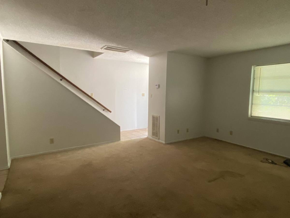 Apartment for rent at 14930 Main St, Lytle, TX 78052