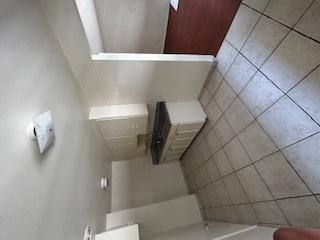 Apartment for rent at 3326 South Durango Avenue, 3326 S Durango Ave #2, Los Angeles, CA 90034