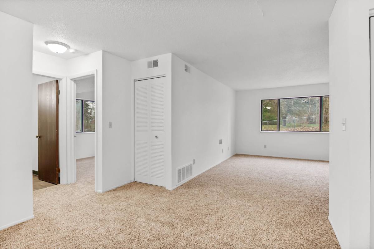 Apartment for rent at 55 Stringham Rd, Battle Creek, MI 49037