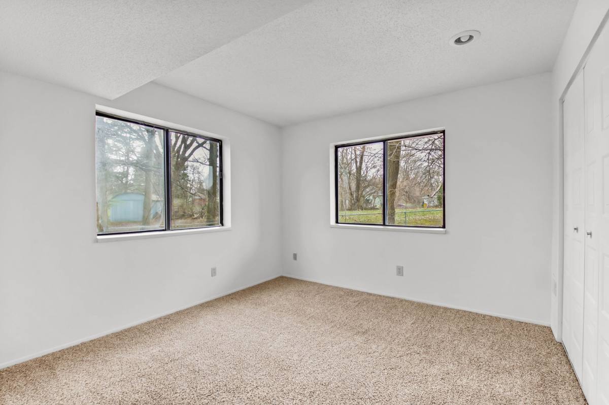 Apartment for rent at 55 Stringham Rd, Battle Creek, MI 49037
