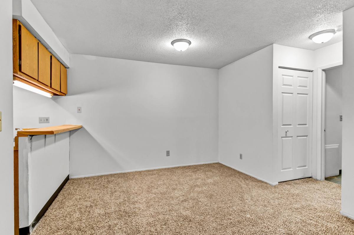 Apartment for rent at 55 Stringham Rd, Battle Creek, MI 49037