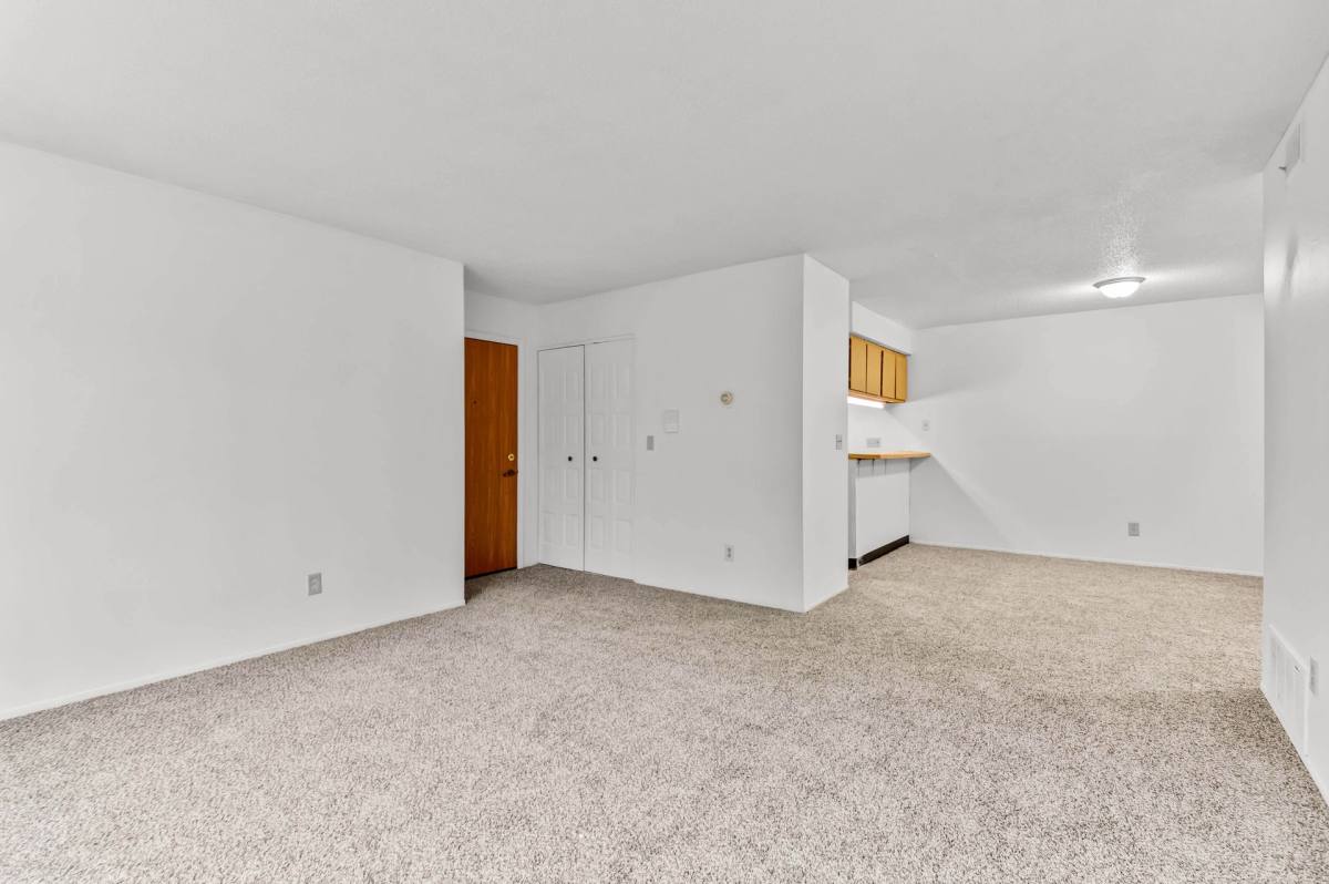 Apartment for rent at 55 Stringham Rd, Battle Creek, MI 49037