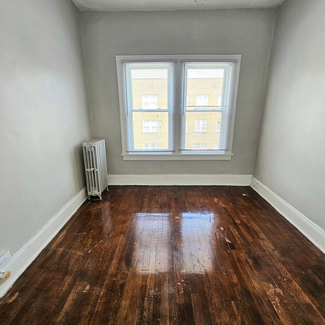 Apartment for rent at 2688 Mayfield Rd, Cleveland, OH 44106