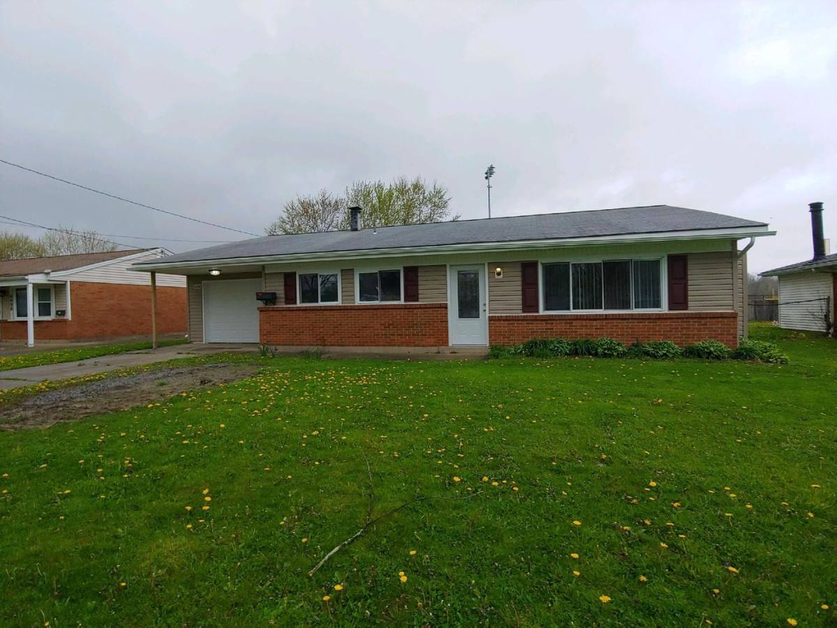 House for rent at 4494 Burkey Rd, Youngstown, OH 44515